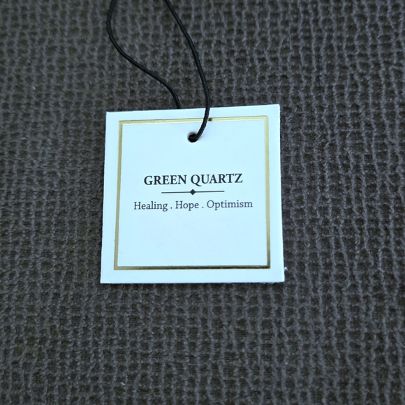 Shivam Rectangular Green💚 Quartz Ring💍 - NWT - Picture 6 of 16